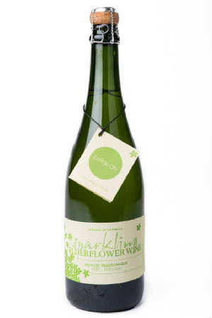 Elderflower sparkling wine.jpg