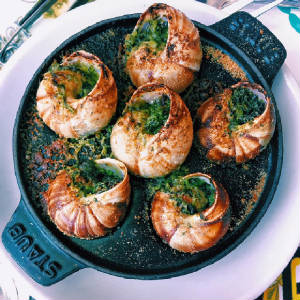 Garlicky but trayf Escargots.jpg