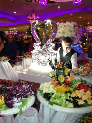 IcesculptureatAndrewswedding.JPG