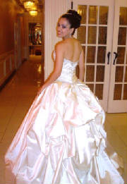 Lanainweddinggown1.jpg