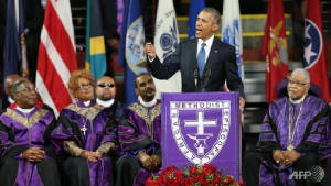 Obama giving Pinckney eulogy.jpg