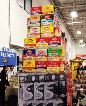 Streit's mountain of matzo at Kosherfest 2013.JPG