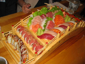 Sushiboat1.jpg