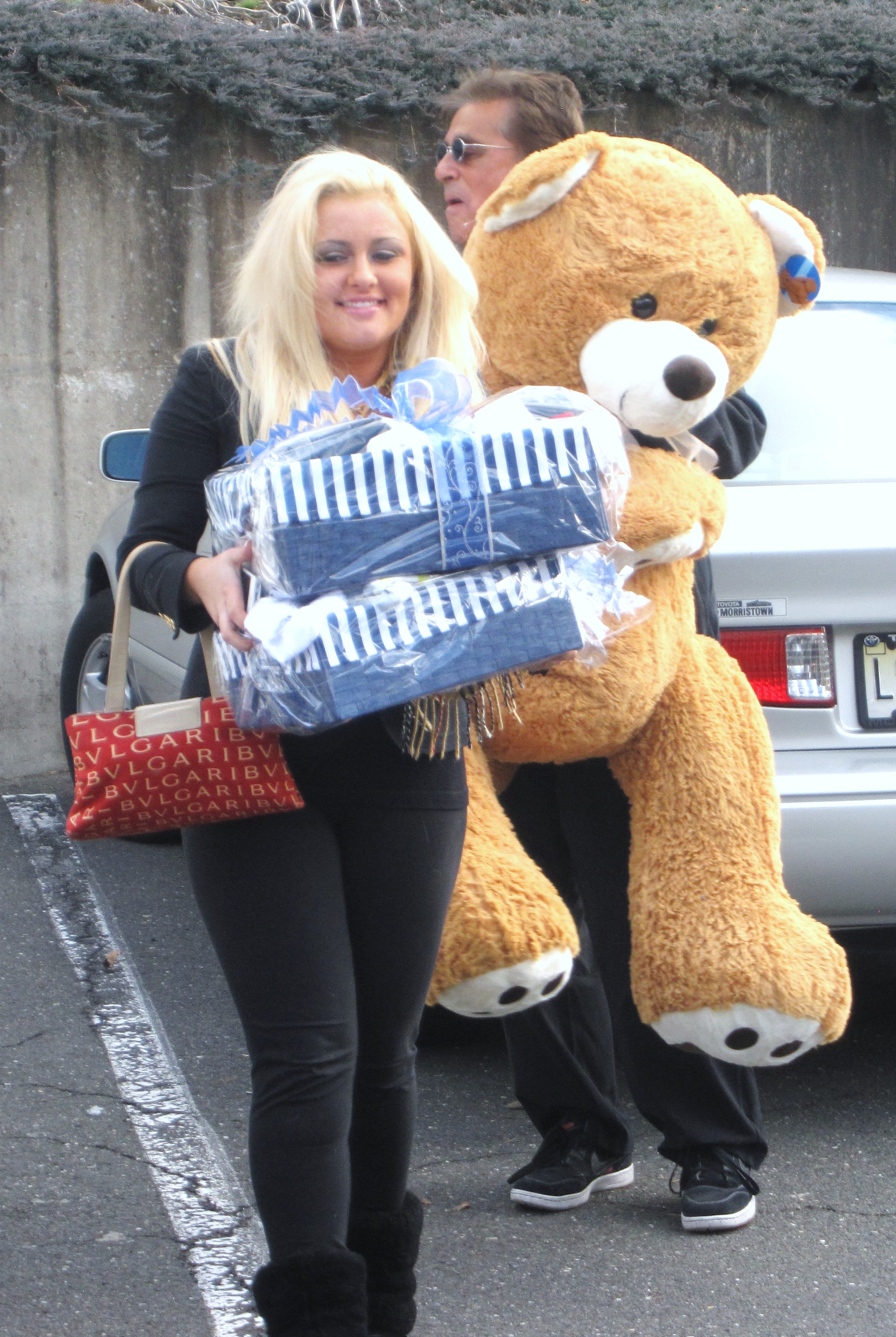 BilliesbabyshowerDavidZellandstuffedbear.JPG