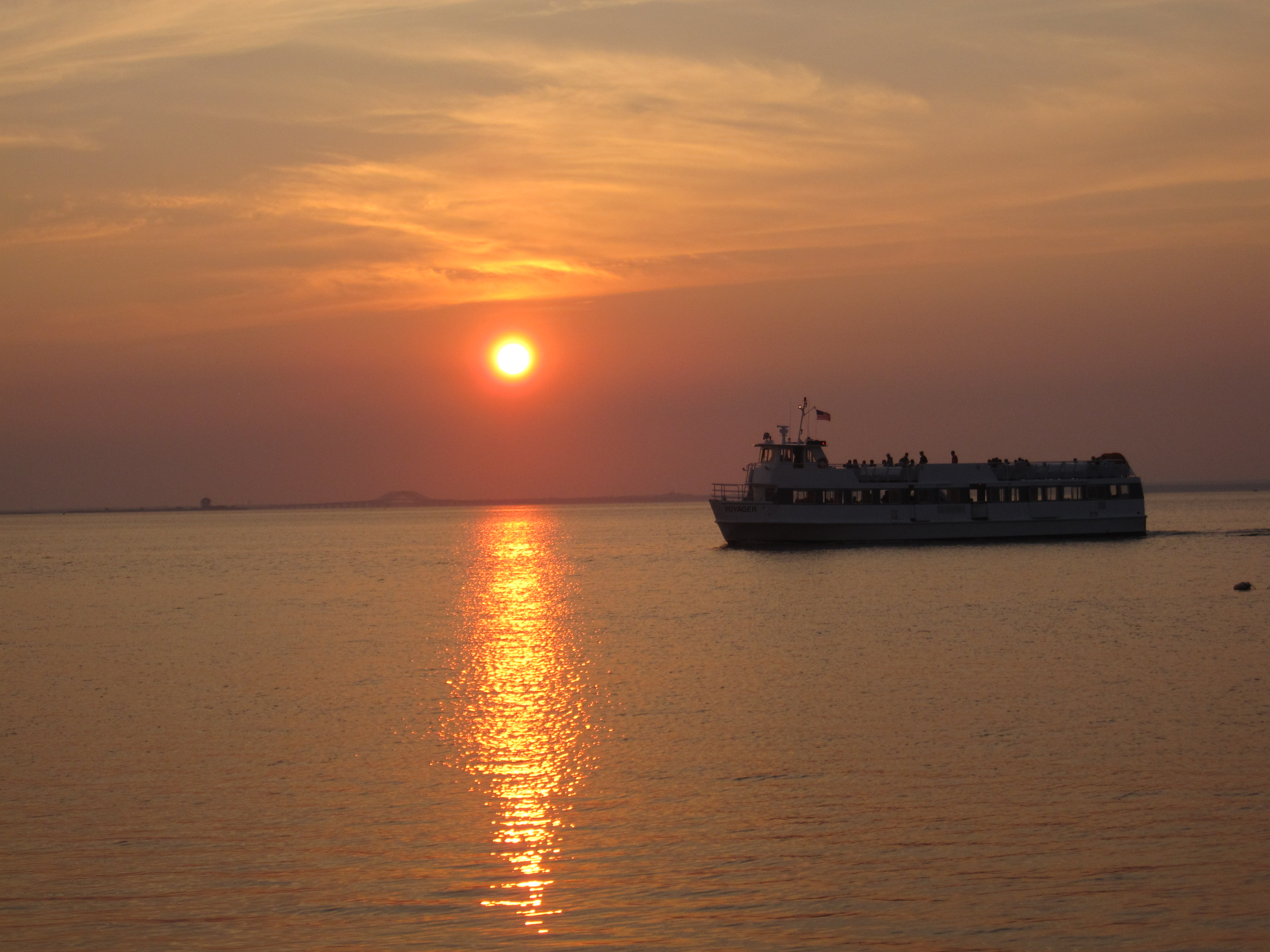 FireIslandferryatsunsetshot.JPG