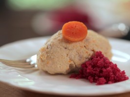 Gefilte fish.jpg