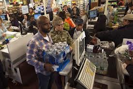 HurricaneSandysupermarketmobbed.jpg