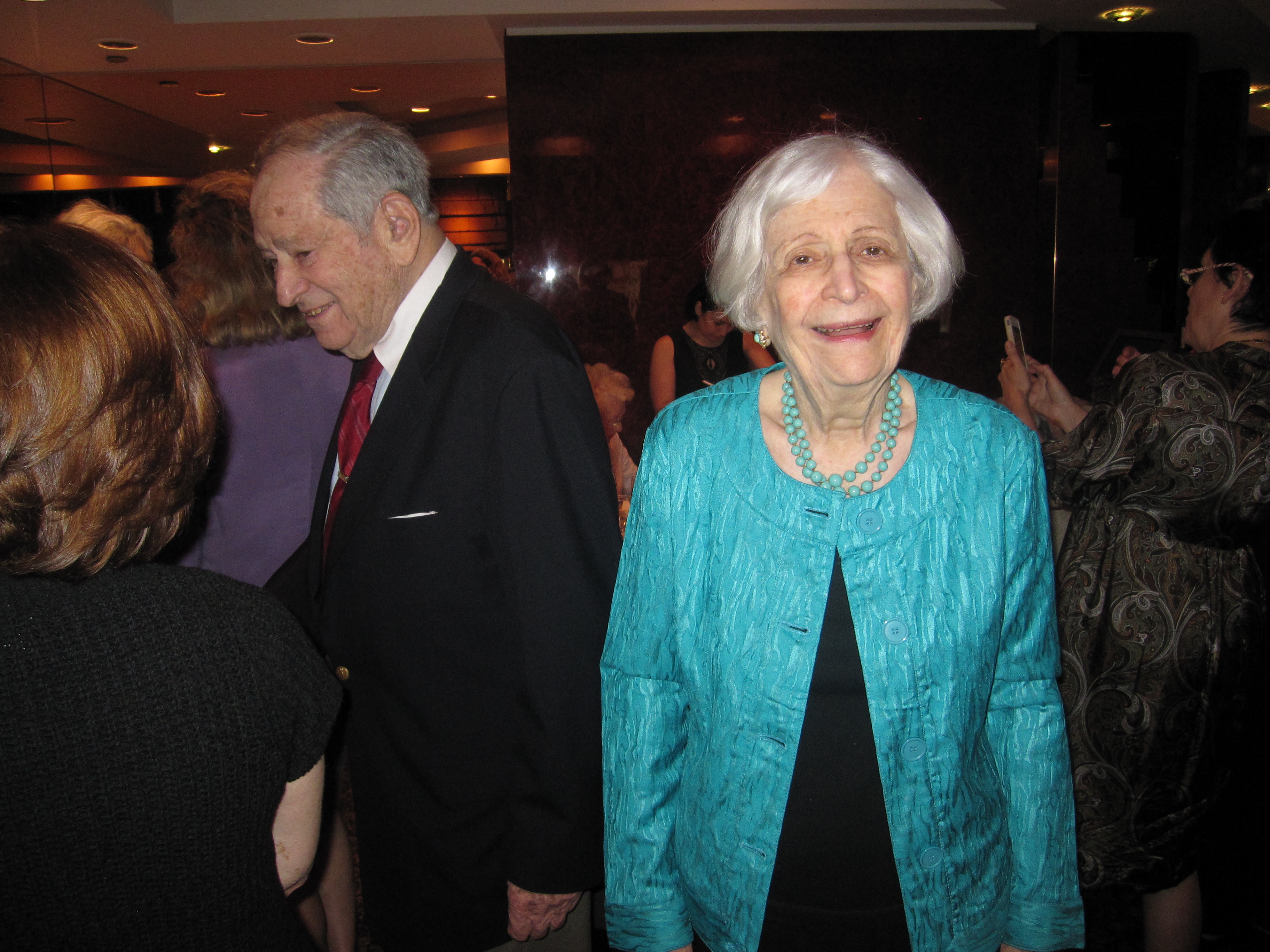 Ilene at her 85th birthday with Ted.JPG