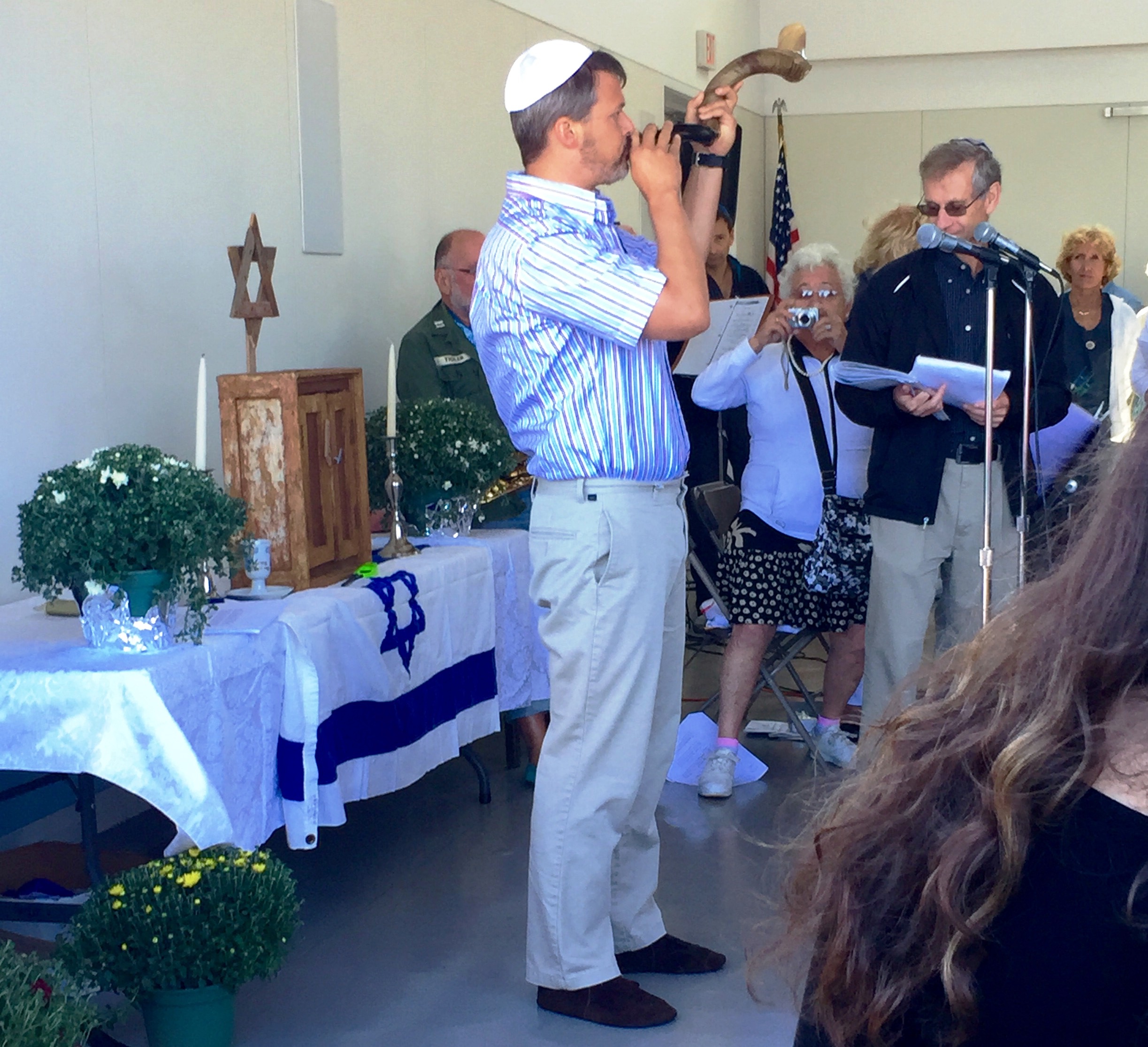 Shofar blower on Fire Island.jpg